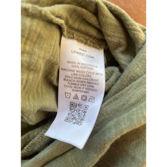 UpWest Short Sleeve V-Neck Green Cotton Jumpsuit with Pockets Size XS - Picture 8 of 8